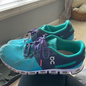 On cloud Cloudsurfer running shoe size 9.5 women’s